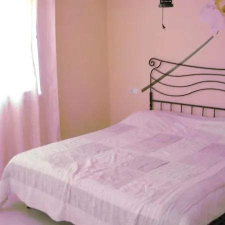 With 4 Bedrooms In With Private Pool And Wifi فيلة *