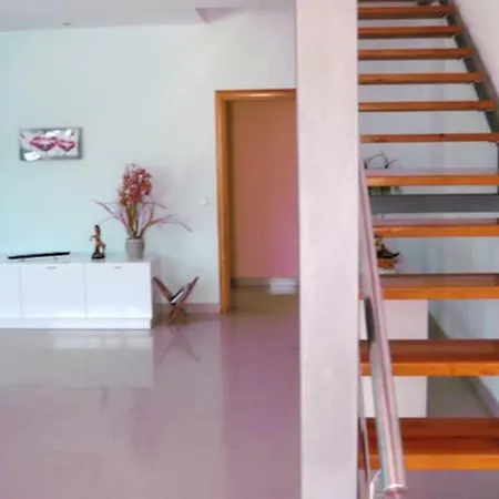 With 4 Bedrooms In With Private Pool And Wifi 료렛 드 마르